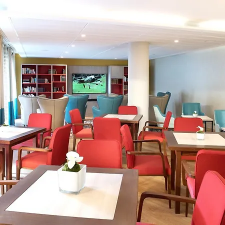 Domitys La Palombine Aparthotel Saint-Raphaël